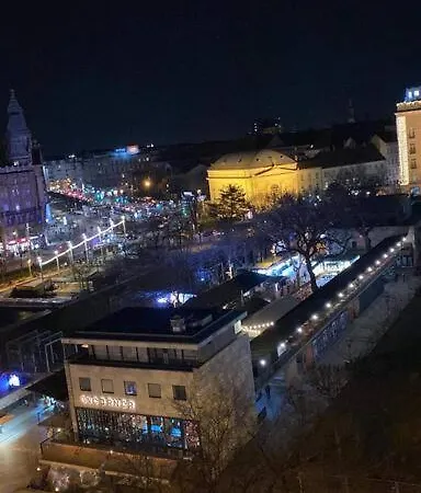 In The Center Of The “jungle” With Panorama * Budapest