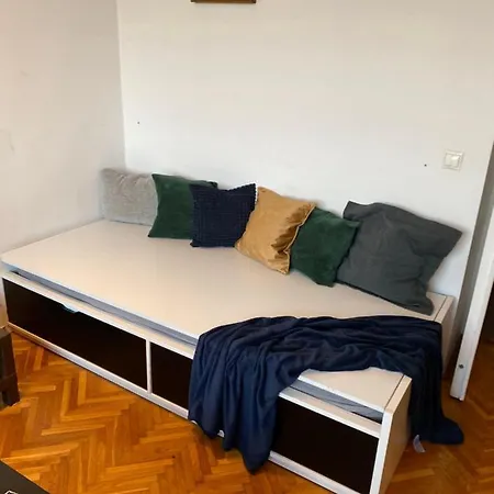 In The Center Of The “jungle” With Panorama Apartment *